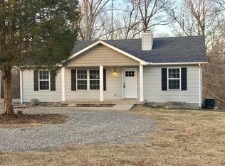 323 Preacher Rd, Charlotte, TN 37036