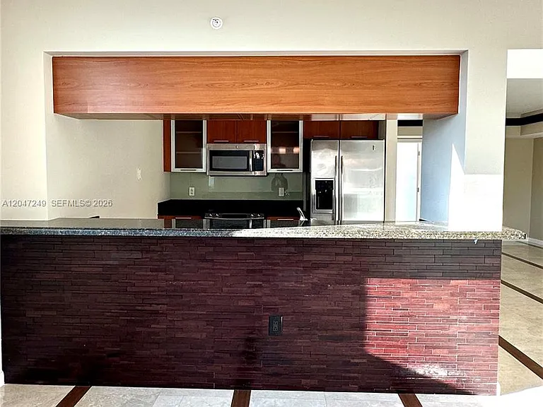 1800 N Bayshore Dr #2315 — Photo 7