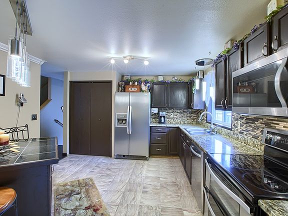 5th image of 24417 57th Ave E