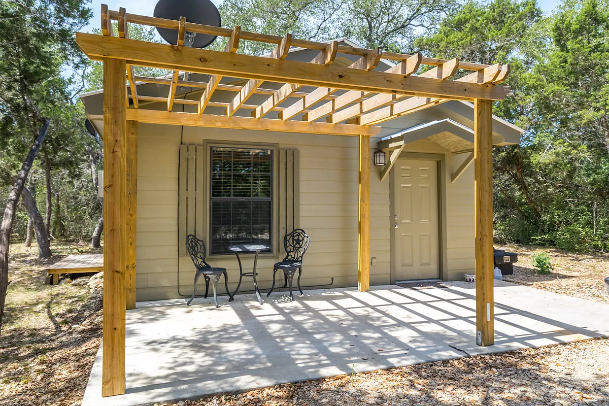 Building Photo - 2090 Dara Ln #B