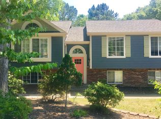 6700 Rollingridge Dr, Charlotte, NC 28211