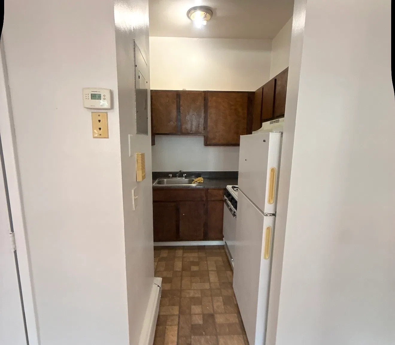2 bed, 1000 sqft, $2,300 — Photo 4