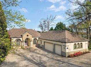 32 Scena Ct, Sunrise Beach, MO 65079
