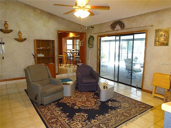 4th image of 8550 Park Highland Dr