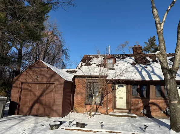 13 Abbott Ln, Dearborn, MI 48120