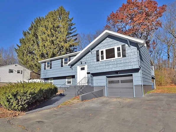 33 Fernandez Cir, Randolph, MA 02368