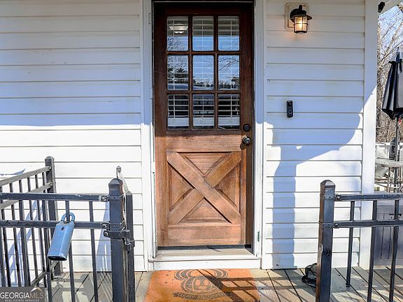 5th image of 1638 Prospect Rd