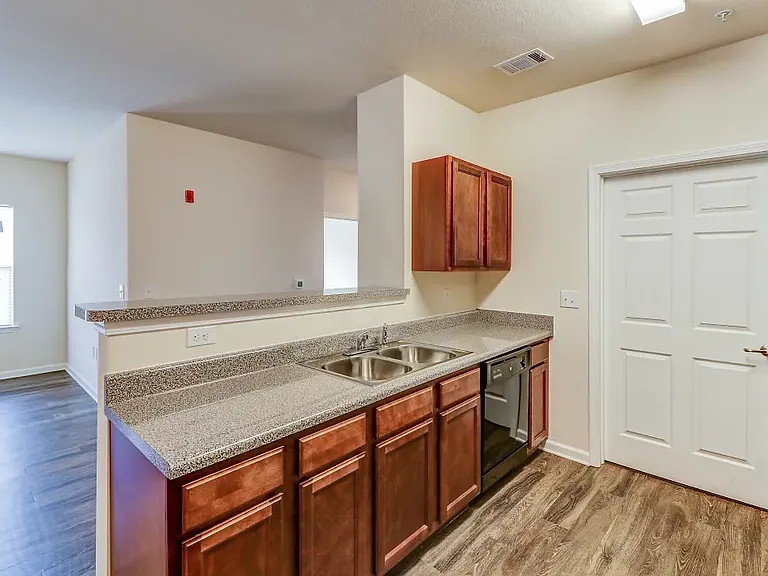 Chaney Ridge Apartments — Photo 25