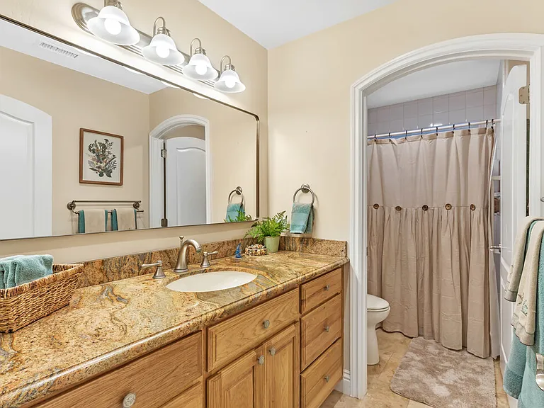 7564 Navigator Cir — Photo 40