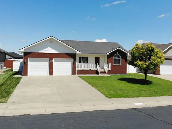 4408 Newton Cir, Hays, KS 67601