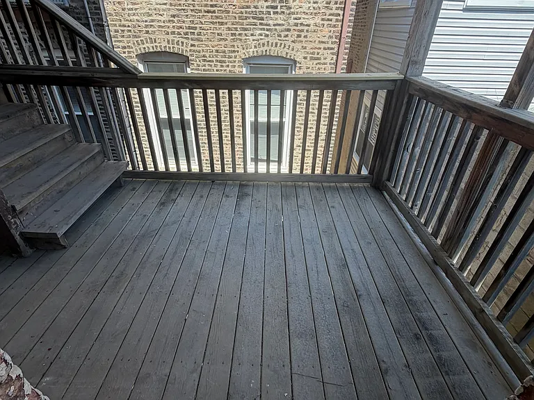 1823 W 17th St #CH2 — Photo 8