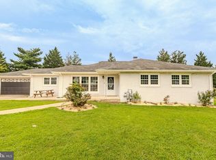 30 Kellington Dr, Pasadena, MD 21122
