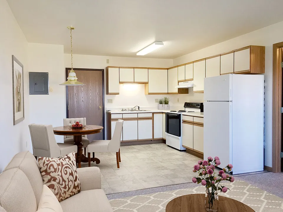 Dakota Terrace Apartments