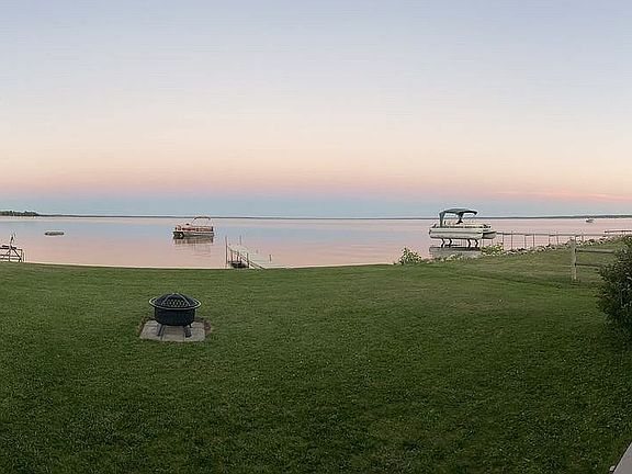 4th image of 10936 W Shore Dr