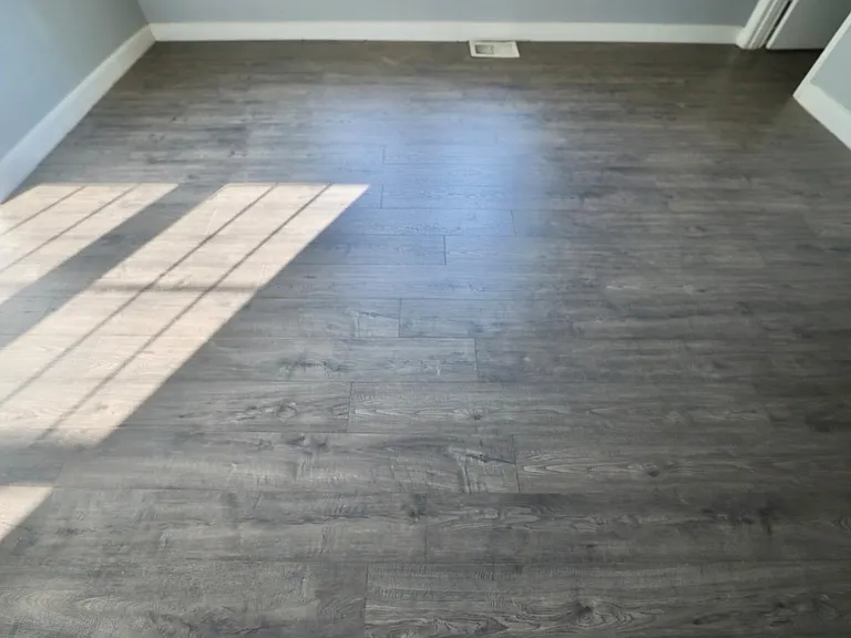 2105 Lauderdale Dr — Photo 11