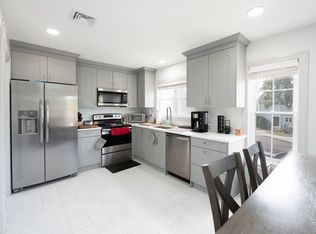 75 Redwood Dr UNIT 208, East Haven, CT 06513