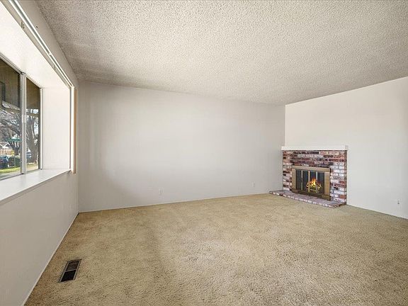 3rd image of 2583/2585 Skylark Dr