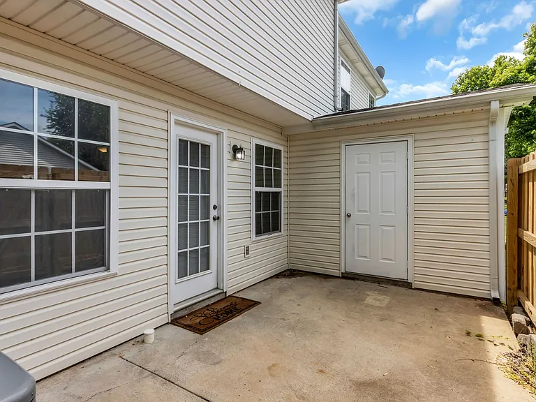 414 Arapaho Dr — Photo 22
