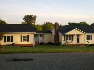 7114 Harper Ridge Ct, Oak Ridge, NC 27310