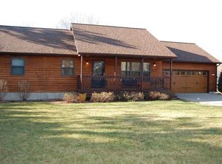 1208 Woodbridge Ct, Reedsburg, WI 53959