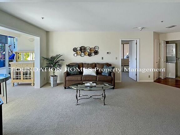 3rd image of 100 Thorndale Dr APT 133