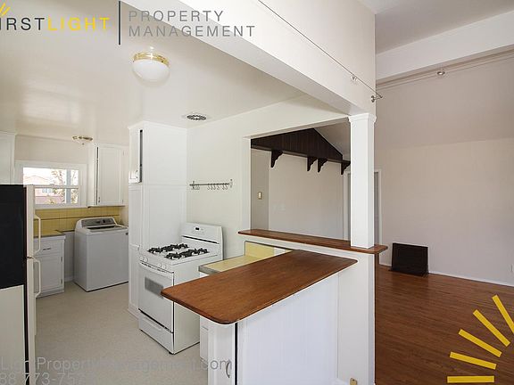 5th image of 19209 Entradero Ave