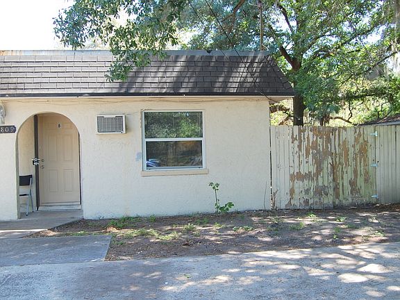 2nd image of 9809 N Jasmine Ave APT B