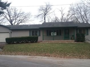30815 Sunset Ln, Waterford, WI 53185