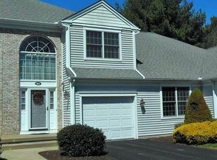 104 Pinehurst Dr, East Longmeadow, MA 01028
