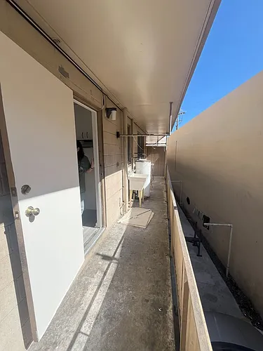 2721 Waialae Ave #E Photo 1