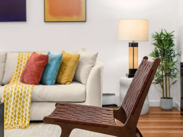 15 Saint Mark's Place image 15 of 17