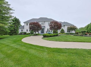 917 Clover Ln, Lebanon, OH 45036