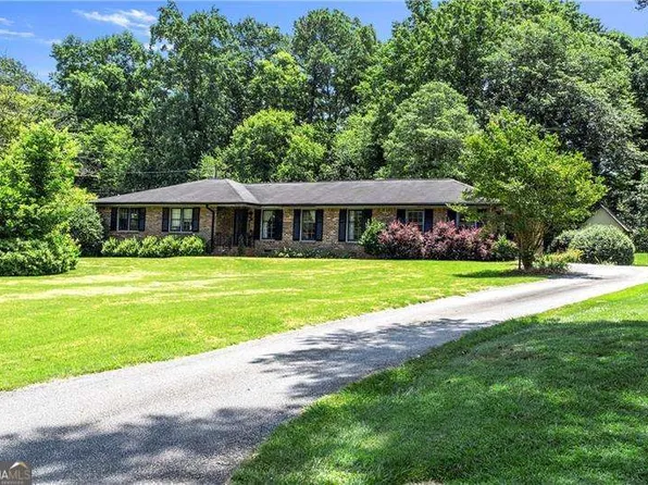 2532 Millbrook Dr, Snellville, GA 30078