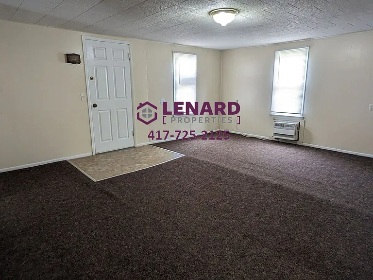 446 N Claud Ave — Photo 7