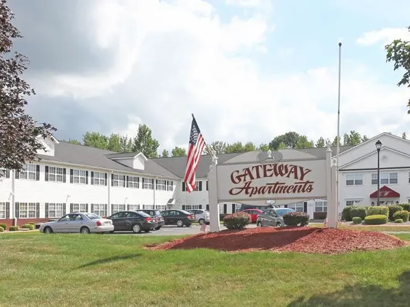 Gateway Apartments, 345 Spencerport Rd Unit 115, Rochester, NY 14606