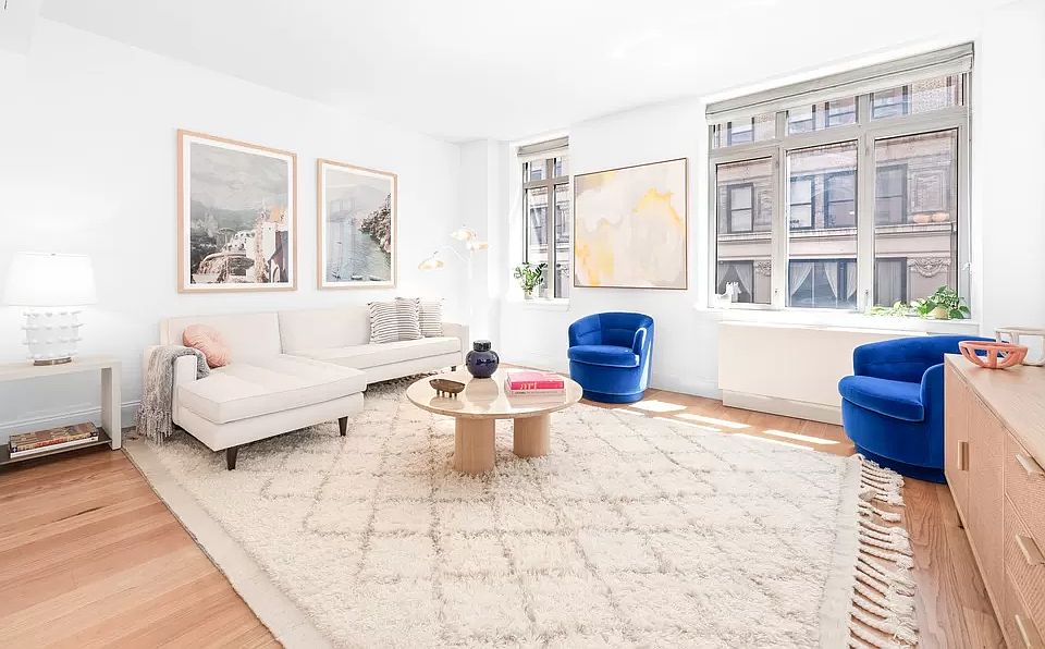1st image of 125 W 22nd St APT 3C