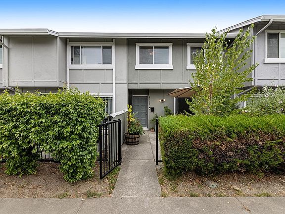 2nd image of 4269 Las Feliz Court