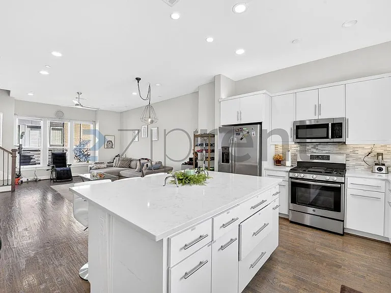 4906 Live Oak St #3 — Photo 11