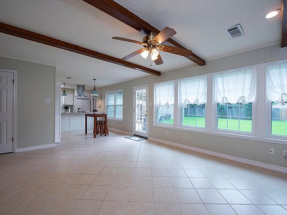 5th image of 15803 Crestbrook Dr