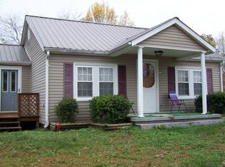207 Mount Leo Heights St, McMinnville, TN 37110