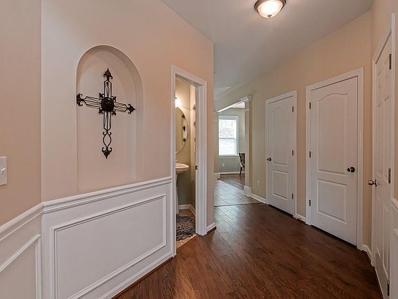 2nd image of 5395 Argyll Ln