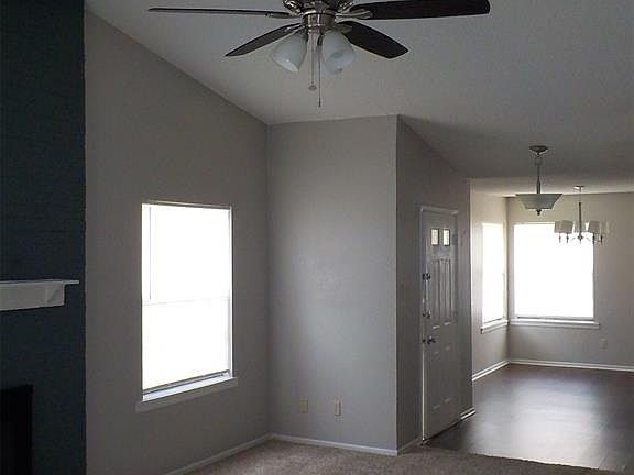 5th image of 1028 Carmody Dr