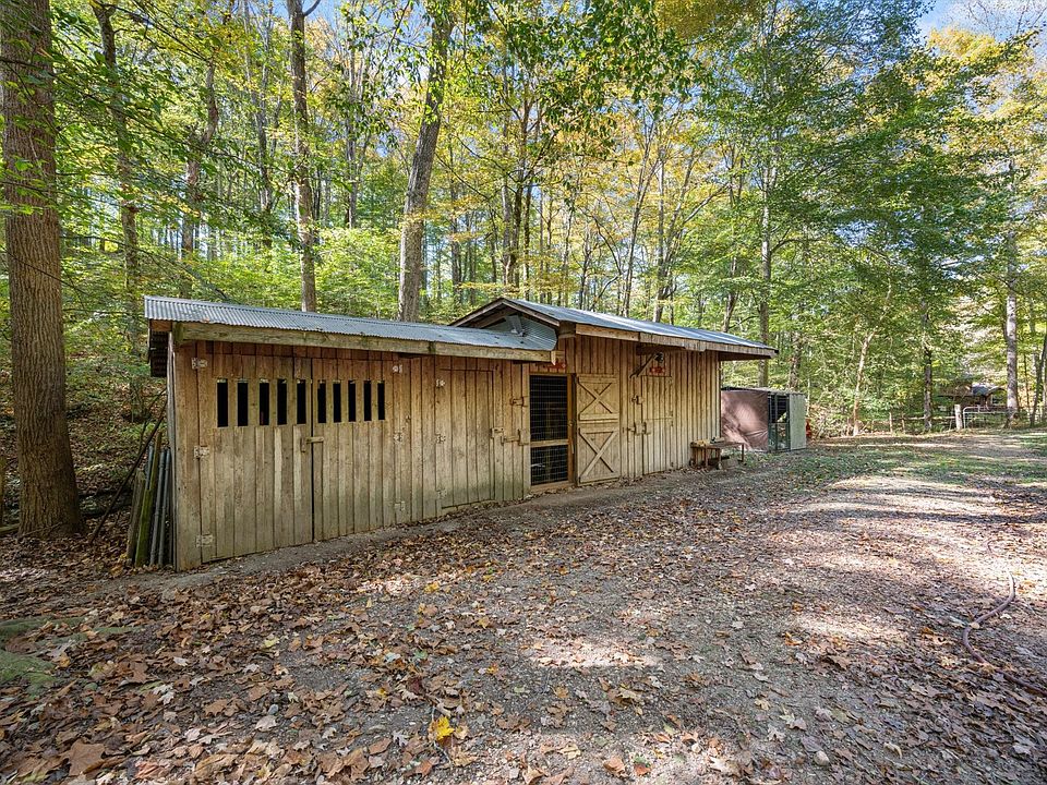 22nd image of 5700 Leipers Creek Rd