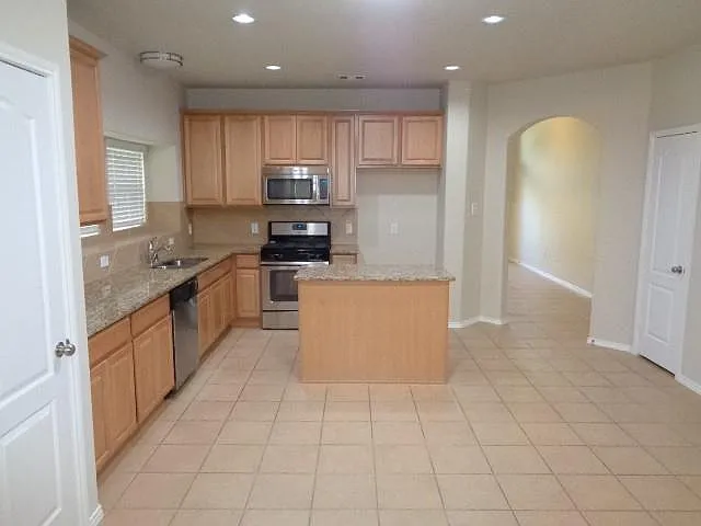 20211 Ray Falls Dr — Photo 15
