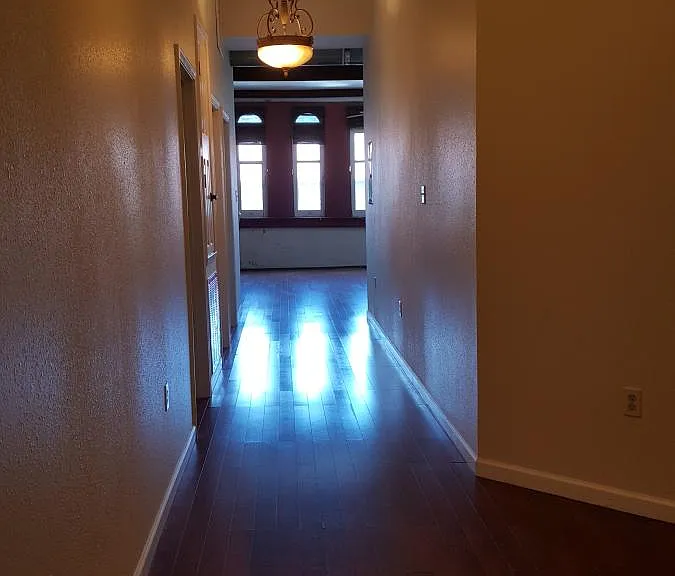 915 Decatur St #F — Photo 30