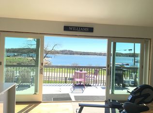 913 Shore Dr, Edgewater, MD 21037