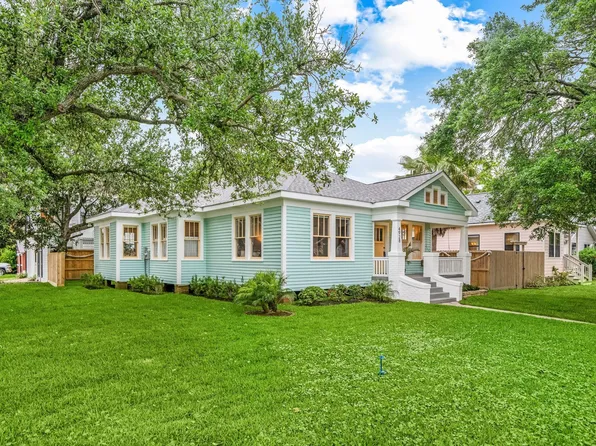 4928 Avenue R, Galveston, TX 77551