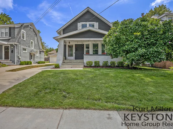 116 Lowell Ave NE, Grand Rapids, MI 49503