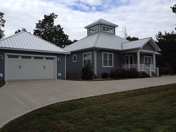 3rd image of 70 Riverwood Blvd