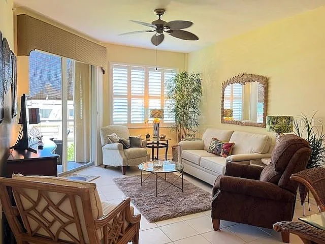 2060 Matecumbe Key Rd #2104 — Photo 9